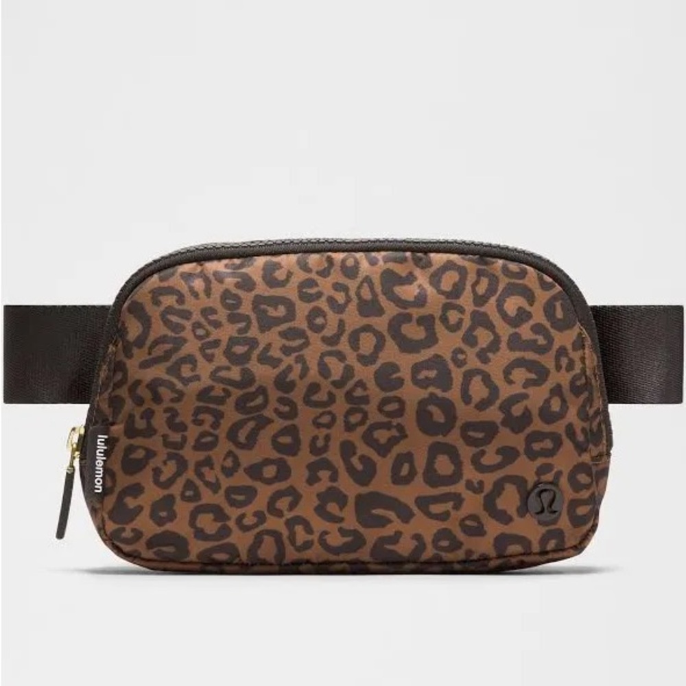 Lululemon athletica Leopard Print Unisex Belt Bag Winter 25 LULU (item #N12)
